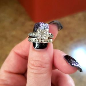 1 1/2 Carat White Gold Wedding Set